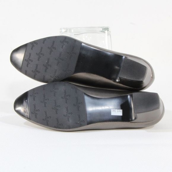 Easy Street Women's Pewter Ballari Pumps Size 6.5 WW NWOT - Picture 8 of 8